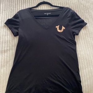 TRUE RELIGION V NECK